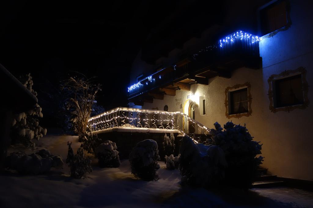 Hotel Haus Fiegl Oetz Zewnętrze zdjęcie