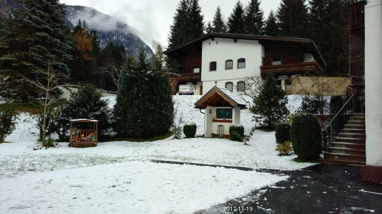Hotel Haus Fiegl Oetz Zewnętrze zdjęcie